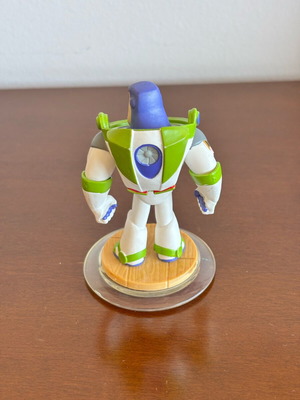Disney Infinity Buzz Lightyear figure like new