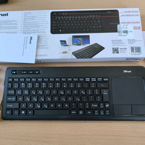 Trust wireless keyboard with touchpad and multimedia functions new