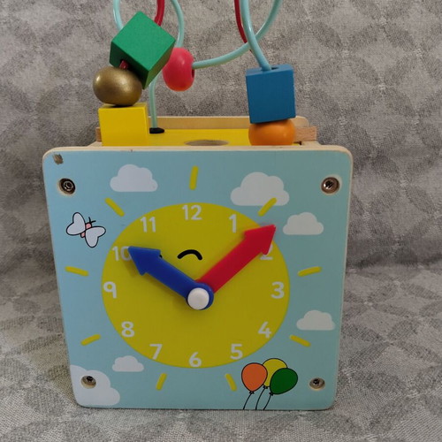 Elc activity cube like new