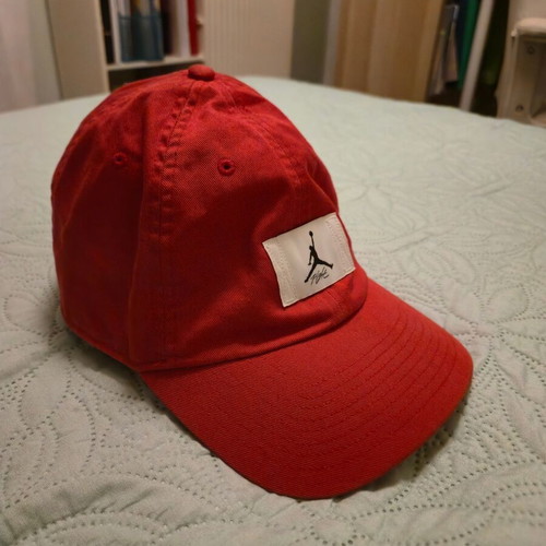 Jordan men's hat size L like new, red