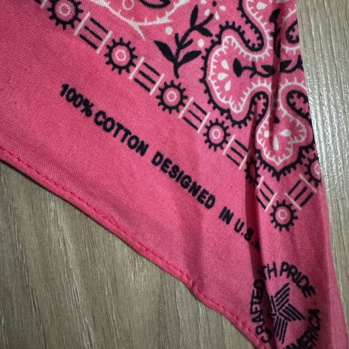 Pink bandana scarf like new