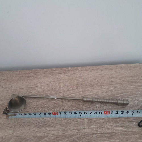 Kyrosvestis capelaki new in excellent condition
