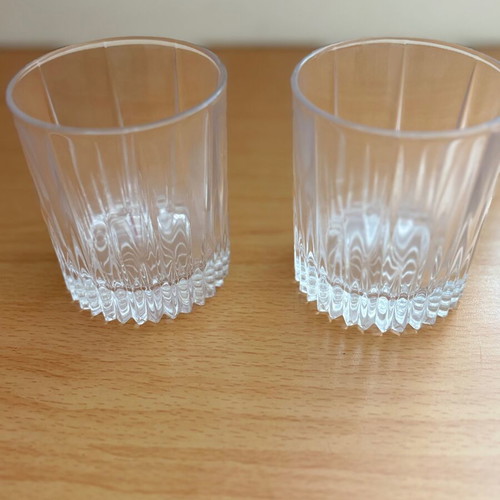 Glasses set of 6 like new