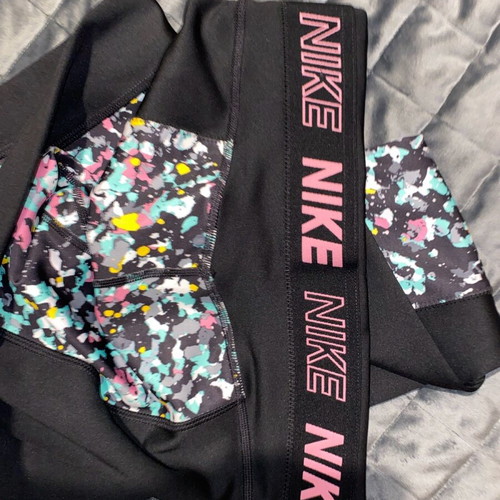 Nike kids leggings like new, size for 12 years