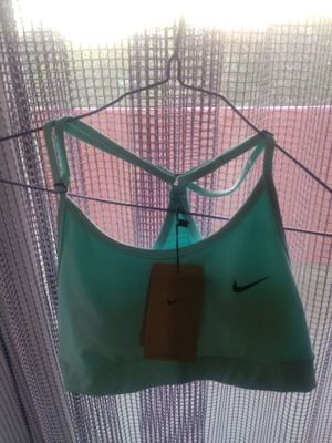 Nike sports bra light support new