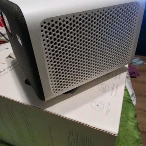 Mi Smart Projector 2 Pro like new