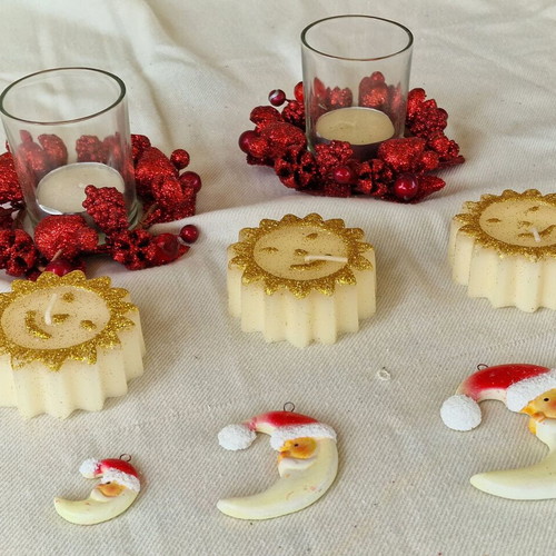 Christmas decorations used, pack