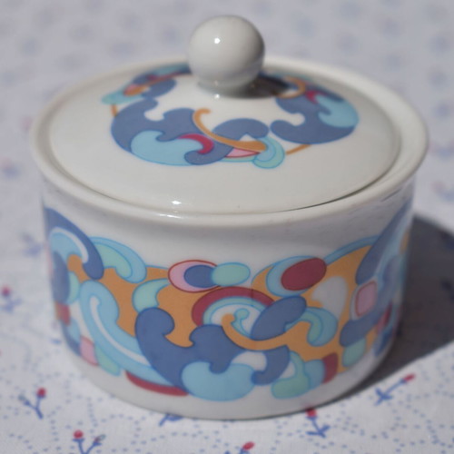Porcelain sugar bowl Form Marienbad Ingres white like new