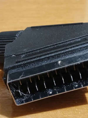Scart splitter like new