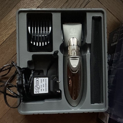 Kemei hair clipper, defective, for parts or repair