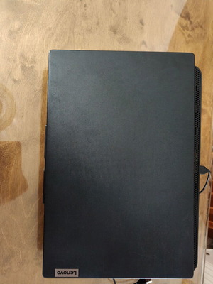 Lenovo IdeaPad 3 15ALC6 Ryzen 5 5500U 8GB 512GB SSD like new