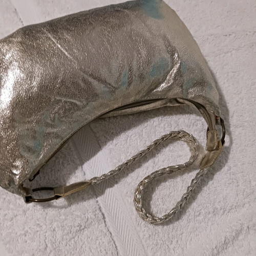 Gold Handbag like new for evening outfit