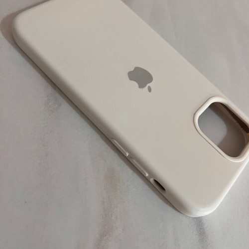 iPhone 11 cases used, set of 2