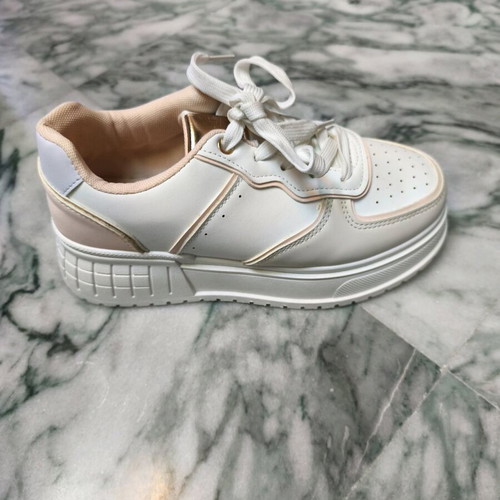Fairy sneakers new, white with pink details, size 36