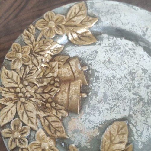 Decorative Christmas platter like new, ceramic