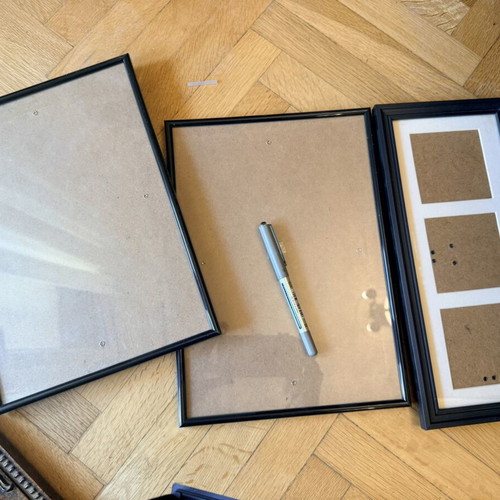 Photo Frame Set of 4 Modern Black Used for Gallery Wall