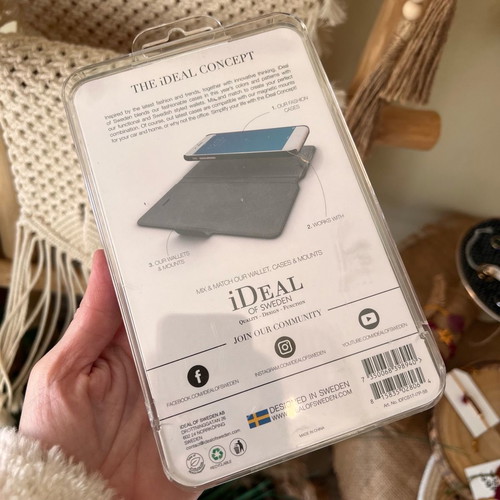 Ideal of Sweden iPhone 8plus case used