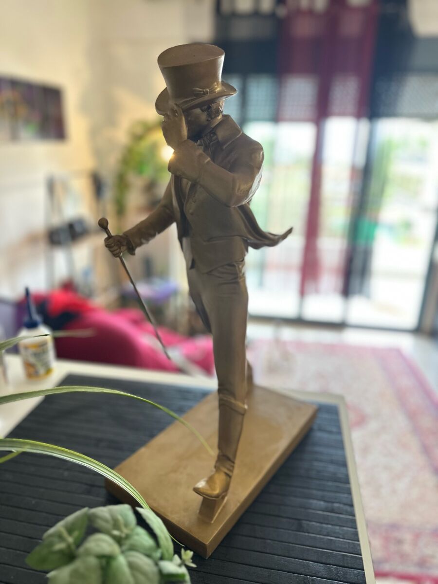 Johnnie Walker Striding Man Collectible… - € 150,00 - Vendora.cy