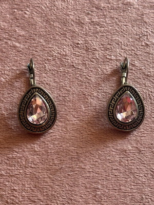 Earrings like new, pink and silver