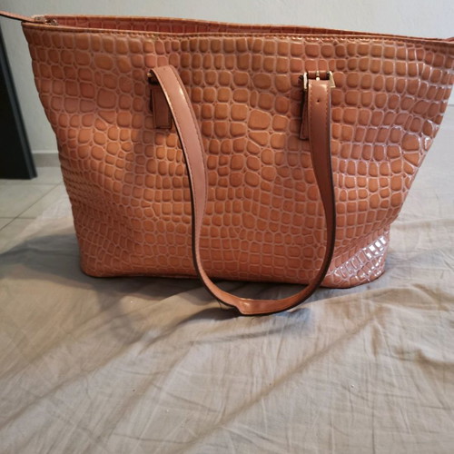Carpisa pink shoulder bag used
