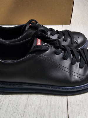 Camper Runner Four μαύρα 43 νούμερο σαν καινούργια