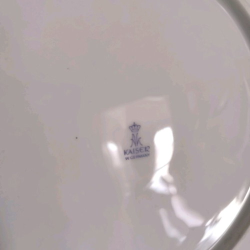 Decorative wall plate like new, crystal
