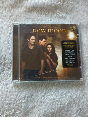 The Twilight New Moon CD used with one scratch