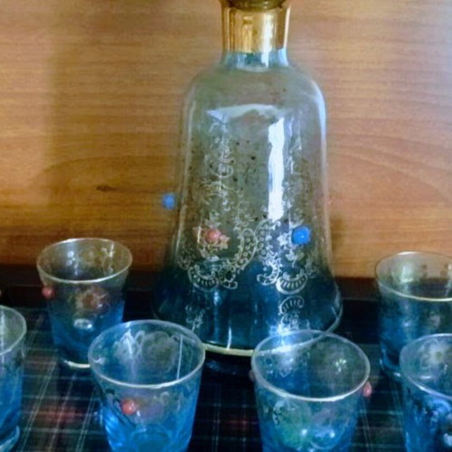 Liqueur Carafe and Glasses like new, Murano style