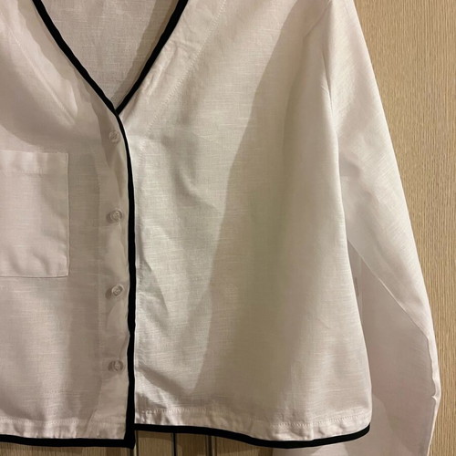 White linen/cotton set XL with black detail like new