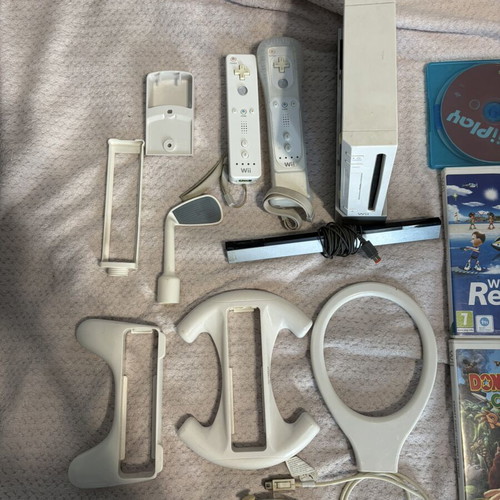 Nintendo Wii console used, excellent condition