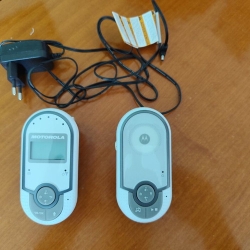 Motorola MBP16 Wireless Baby Monitor like new with Two-Way Talk