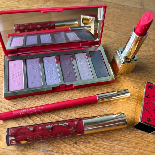 Estée Lauder limited edition bundle 4 pieces new