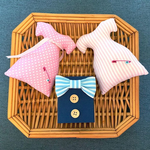 Sewing and decoration set new with 2 pin cushions and button box