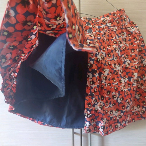 Colorful floral skirt medium with buttons like new