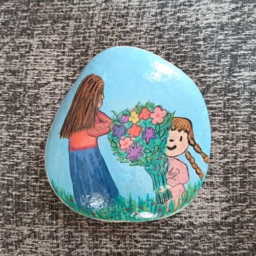 Painted stone new with acrylic colors