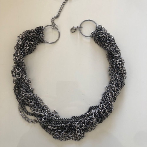 Bloomingdales choker used metal chain necklace