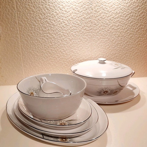 Keramikos vintage serving set with daisy design new