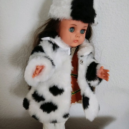 Bella doll used 32cm