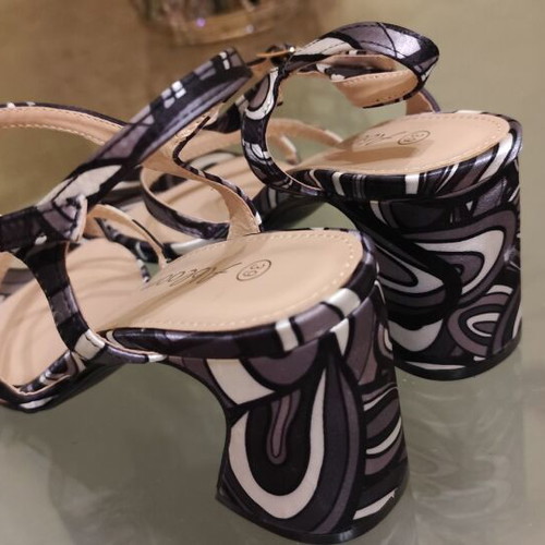 Colorful fabric sandals size 39, new, two-tone gray and black
