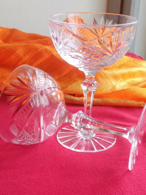 Six vintage crystal glasses/bowls with foot
