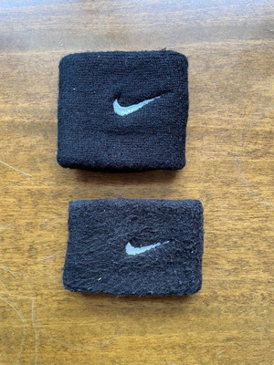 Nike sports wristbands used, set of 2