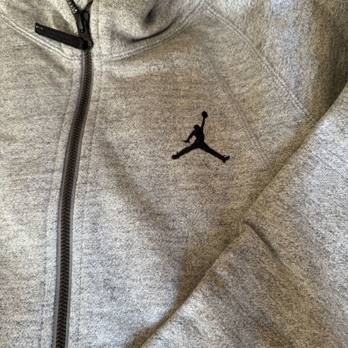 Jordan jacket gray size Medium like new