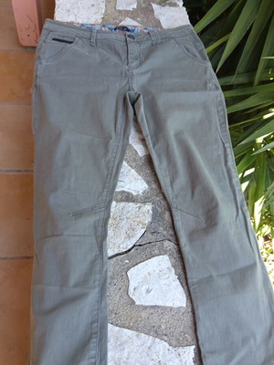 BSB women's pants like new, thin fabric, green, size large