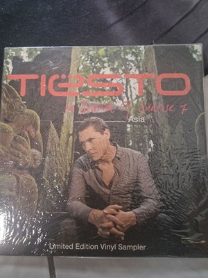 Tiesto In Search Of Sunrise 7 Asia LTD Vinyl Sampler new