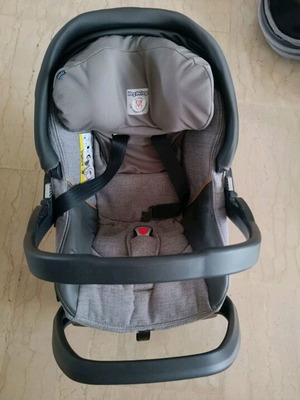 Peg Perego Primo Viaggio Car Seat like new