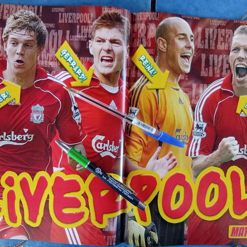 Match Football Magazine issue 6-12/2/2007 like new with Liverpool posters