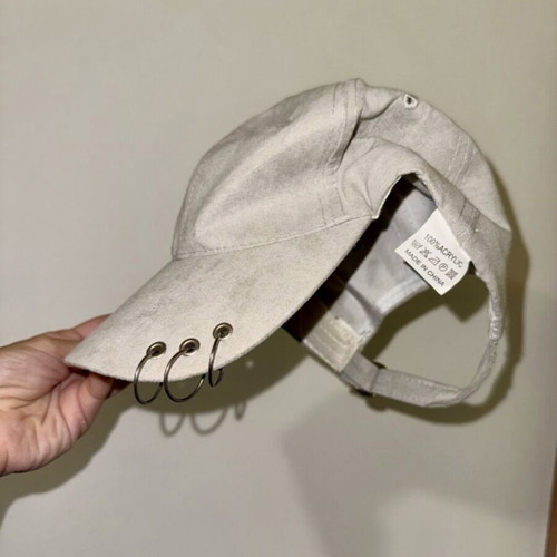 Hat gray with rings new