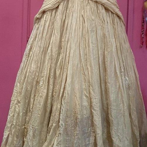 Vintage wedding dress new, ivory, imported from London, size M