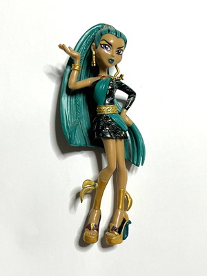 Nefera de Nile Monster High figure used