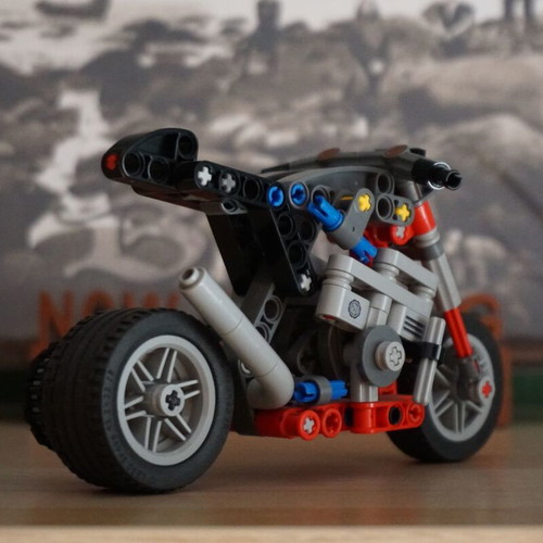 Lego Technic Vintage Cafe Racer Motorcycle like new